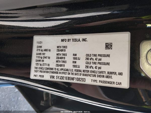 2022 TESLA MODEL 3 — I9