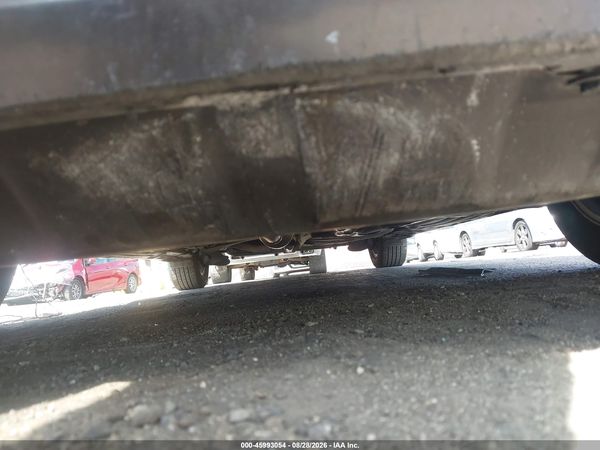 2015 TOYOTA SIENNA LE 8 PASSENGER