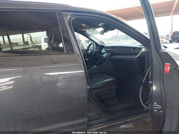 2022 JEEP GRAND CHEROKEE L ALTITUDE 4X2
