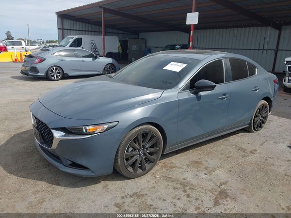 2022 MAZDA MAZDA3 CARBON EDITION — I2