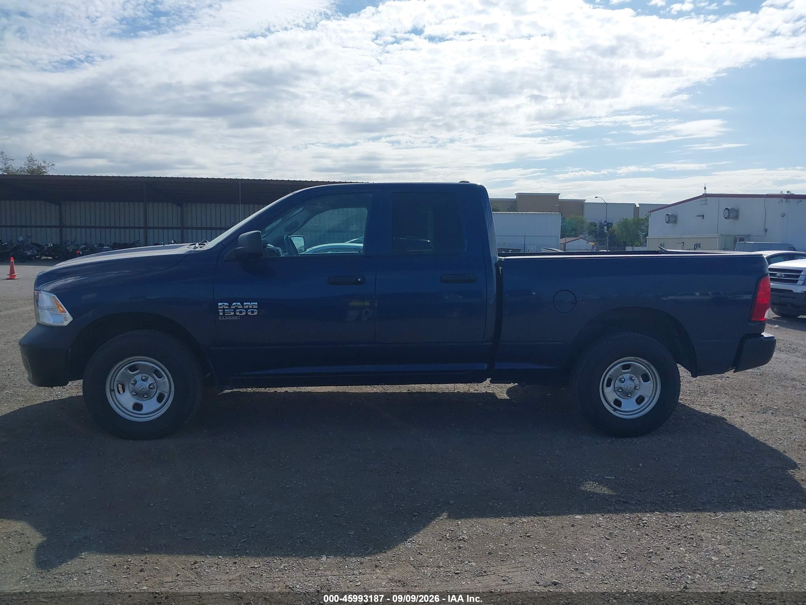 2020 RAM 1500 CLASSIC TRADESMAN  4X4 6'4 BOX