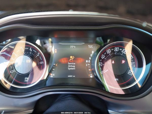 2019 DODGE CHALLENGER SXT — I7