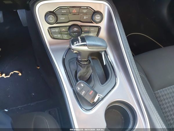 2019 DODGE CHALLENGER SXT — I11