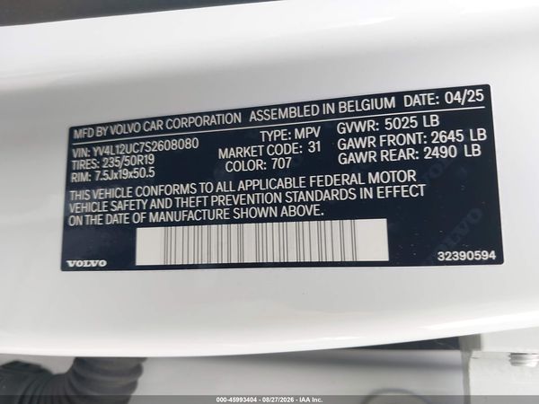2025 VOLVO XC40 B5 PLUS DARK THEME — I9