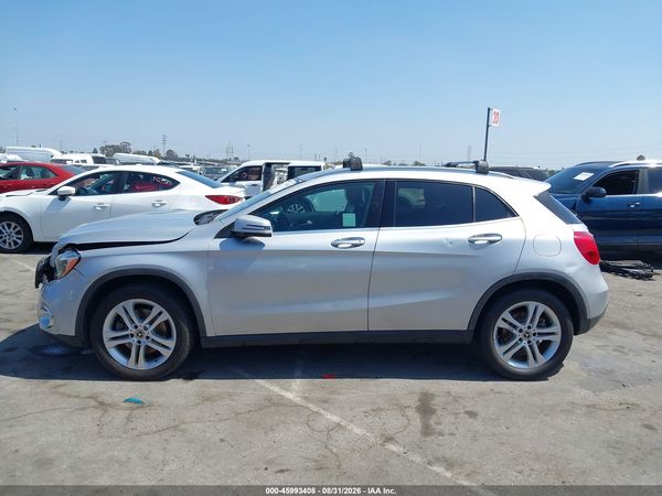 2018 MERCEDES-BENZ GLA 250