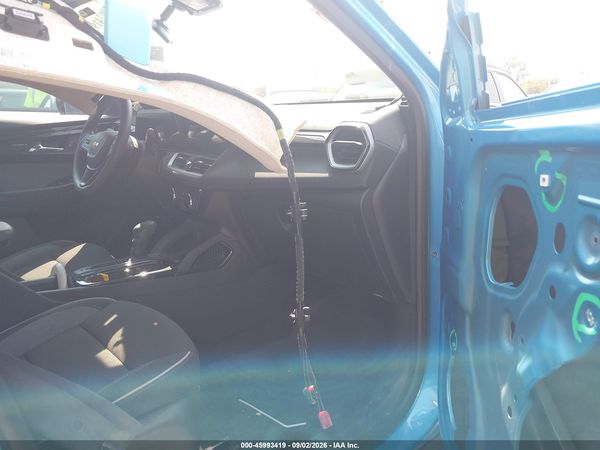 2025 CHEVROLET TRAILBLAZER AWD LT — I5