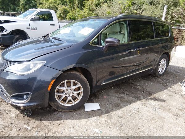 2020 CHRYSLER PACIFICA — I2