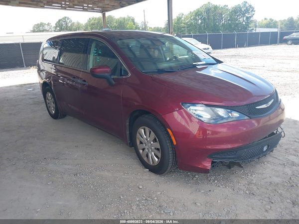 2021 CHRYSLER VOYAGER L