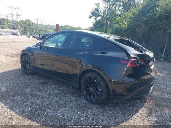 2021 TESLA MODEL Y — I3