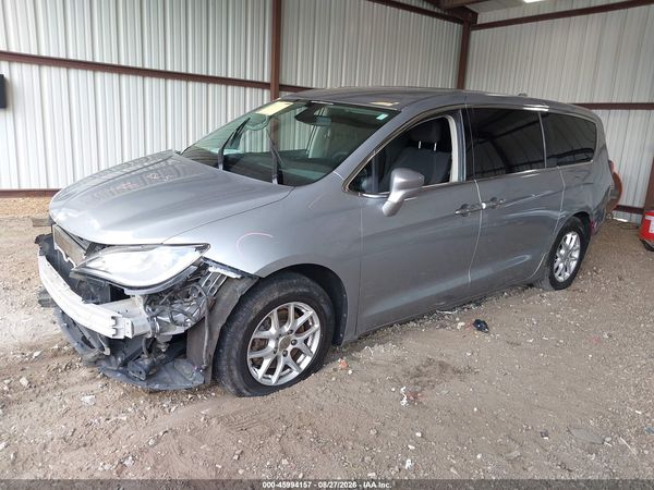 2020 CHRYSLER PACIFICA — I2