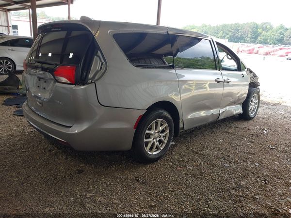 2020 CHRYSLER PACIFICA TOURING — I4