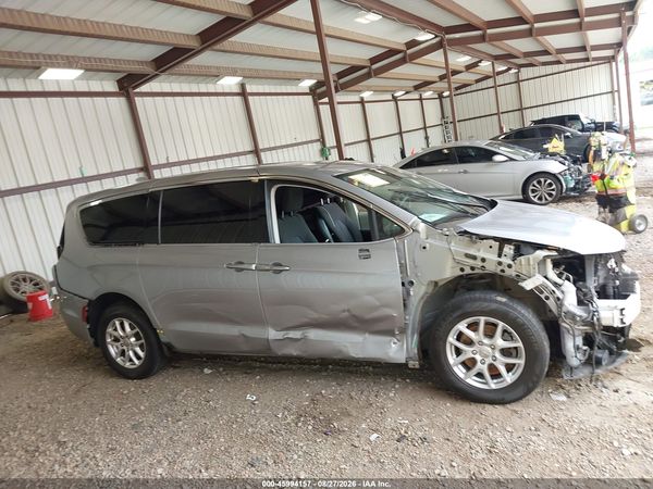2020 CHRYSLER PACIFICA TOURING — I116