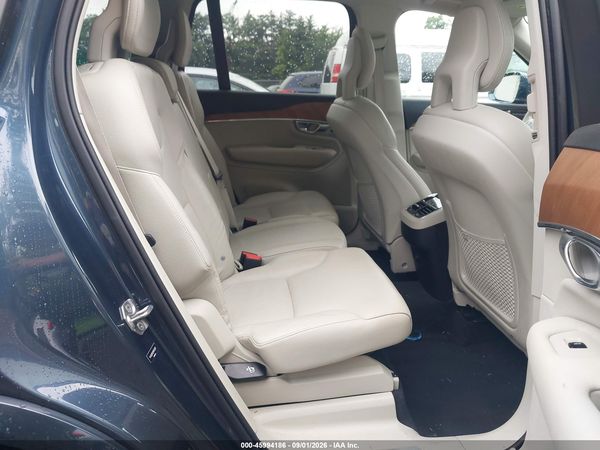 2021 VOLVO XC90 T5 MOMENTUM 7 PASSENGER — I8