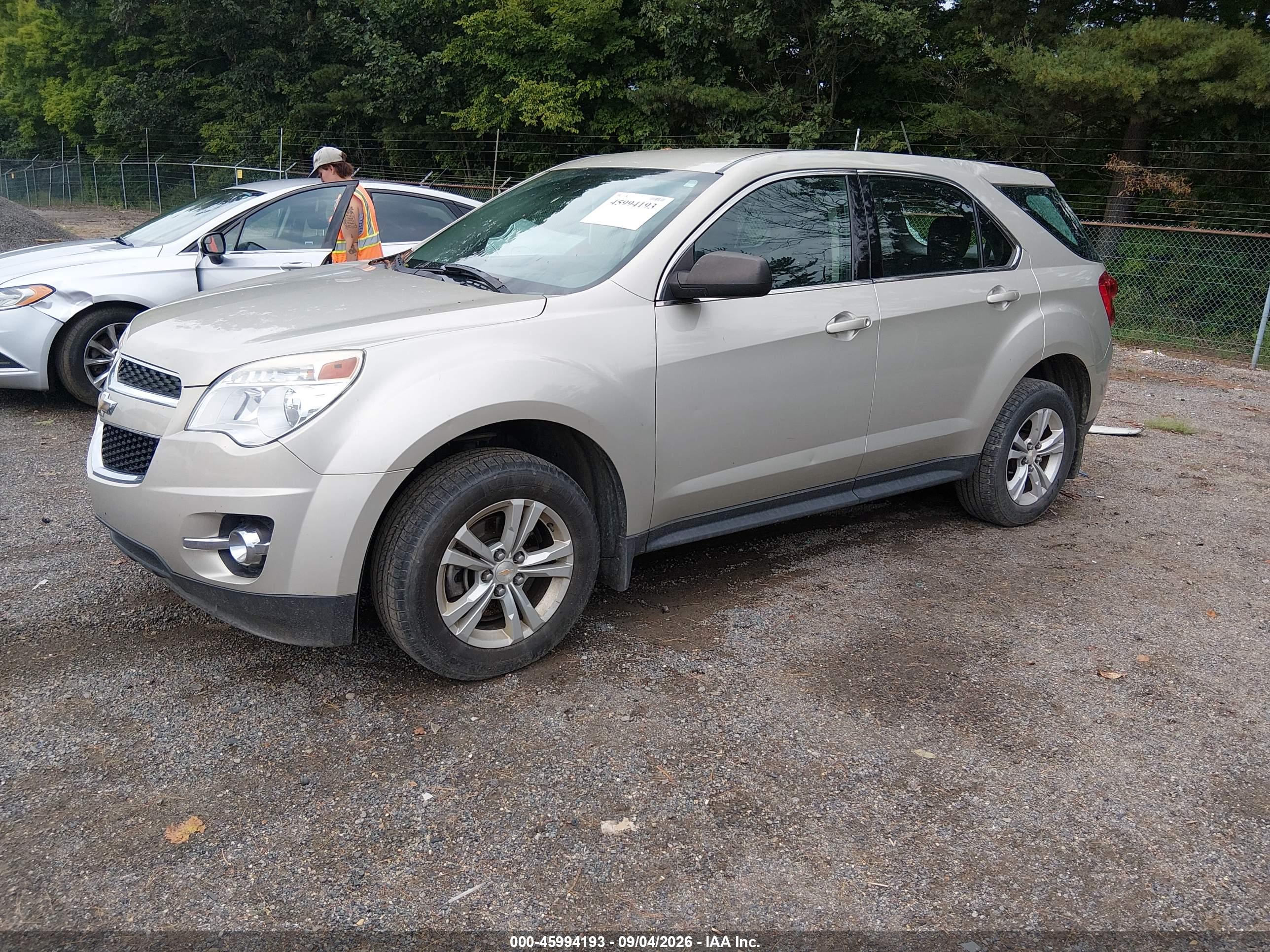 2015 CHEVROLET EQUINOX LS — I2
