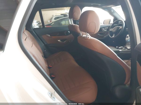 2016 MERCEDES-BENZ GLC 300 4MATIC — I8