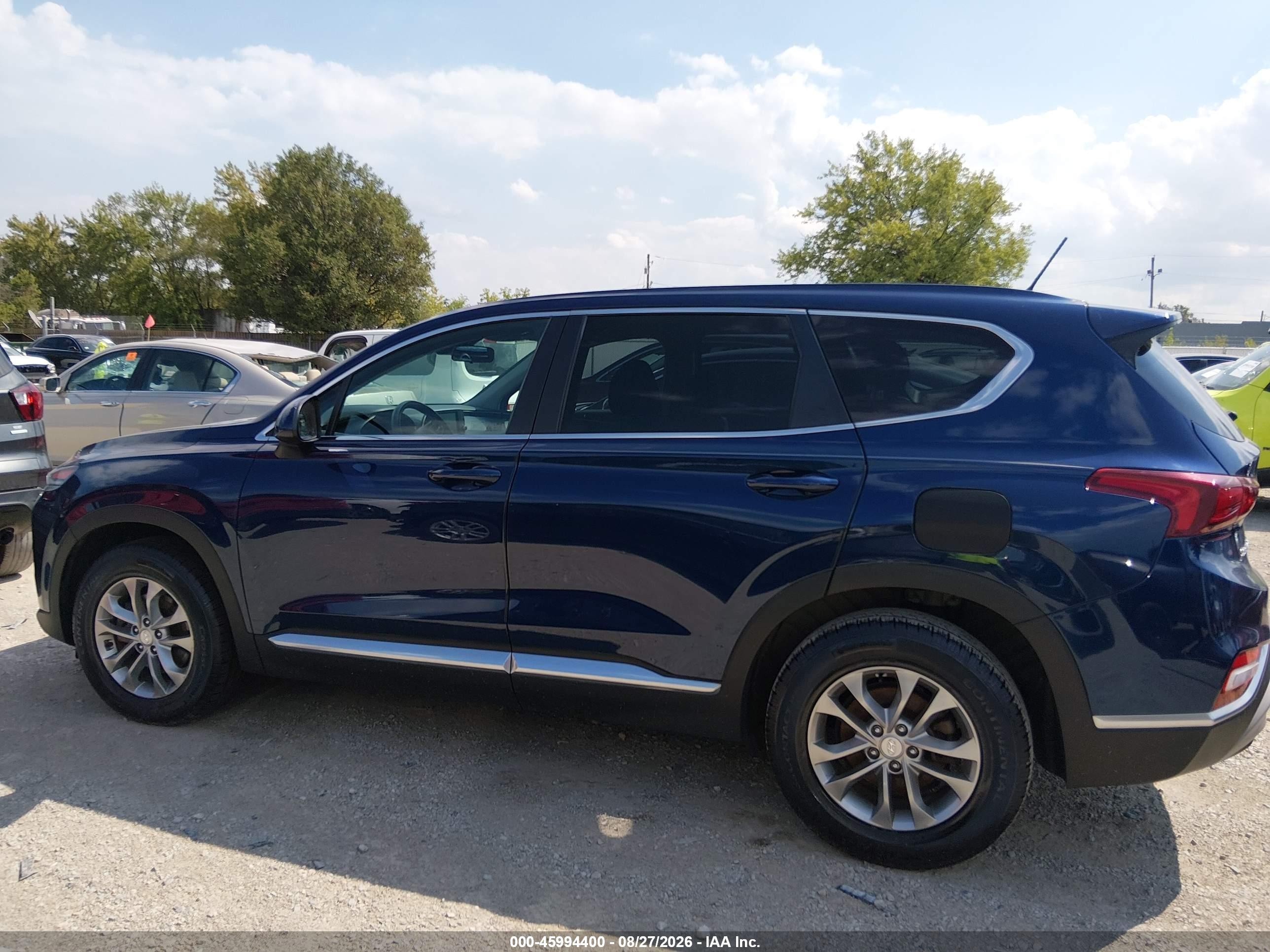 2019 HYUNDAI SANTA FE SE