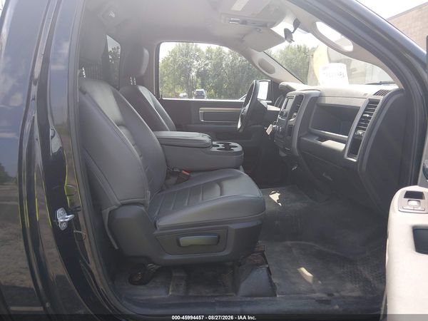 2017 RAM 1500 TRADESMAN  4X4 8' BOX — I5