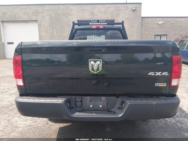 2017 RAM 1500 TRADESMAN  4X4 8' BOX — I119