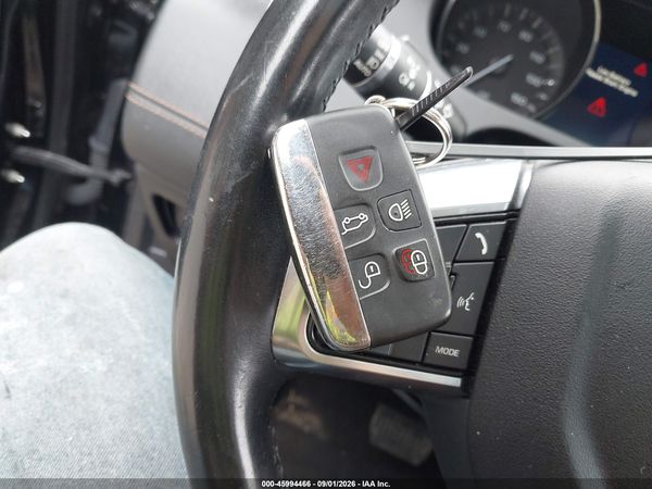2016 LAND ROVER DISCOVERY SPORT HSE LUX — I11