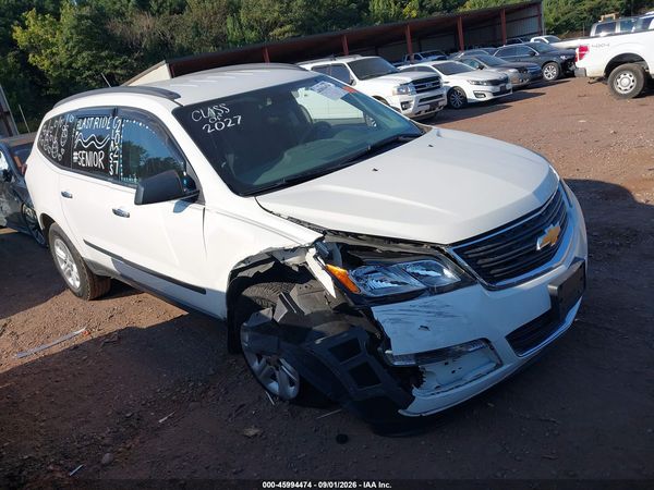 2013 CHEVROLET TRAVERSE LS — I1
