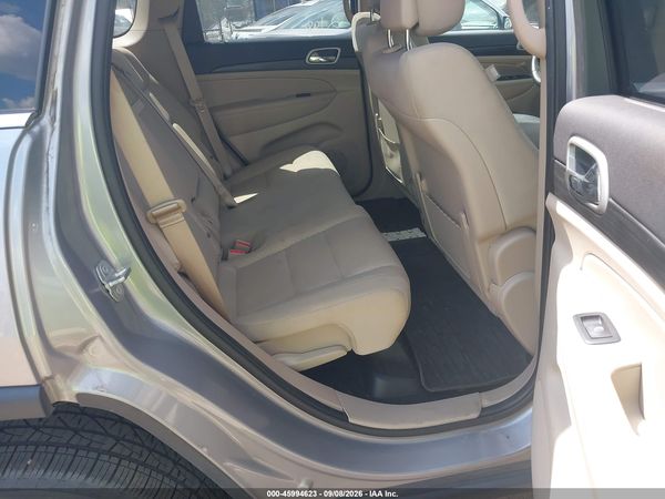 2021 JEEP GRAND CHEROKEE LAREDO E 4X4 — I8