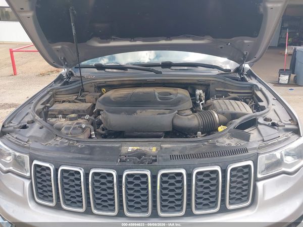 2021 JEEP GRAND CHEROKEE LAREDO E 4X4 — I10