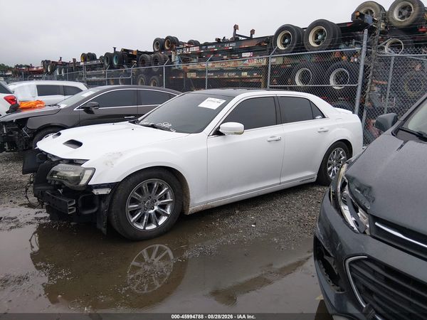 2014 CHRYSLER 300 — I2