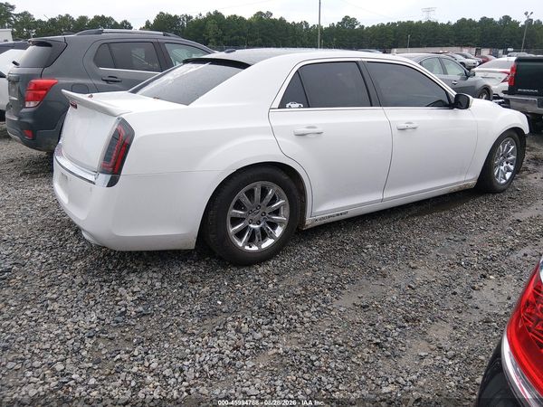 2014 CHRYSLER 300 — I4