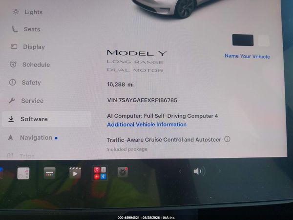2024 TESLA MODEL Y — I7