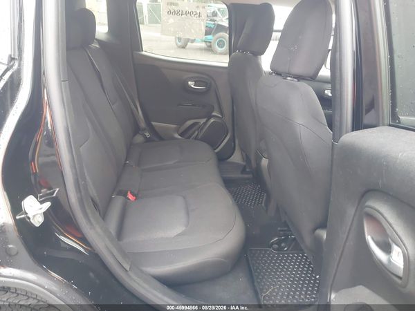 2019 JEEP RENEGADE UPLAND 4X4 — I8
