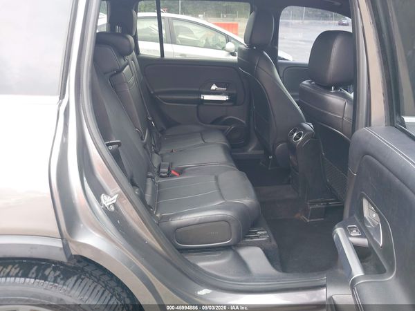 2020 MERCEDES-BENZ GLB 250 4MATIC — I8