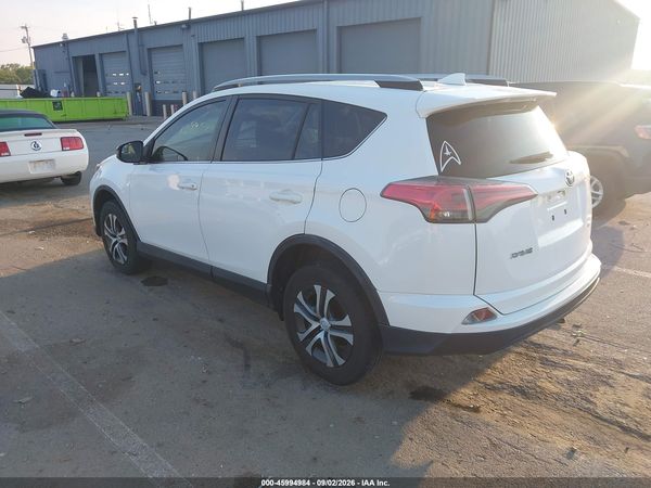 2018 TOYOTA RAV4 LE — I3