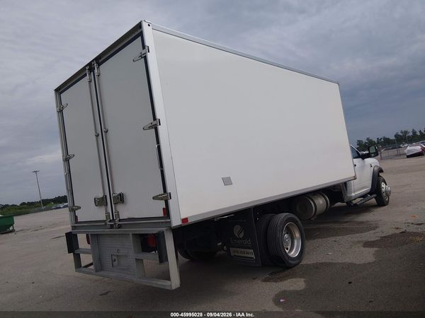 2024 RAM 5500 CHASSIS TRADESMAN/SLT — I4