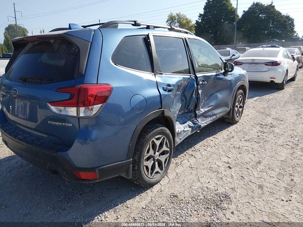 2020 SUBARU FORESTER PREMIUM — I6