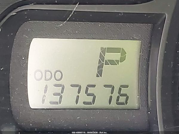 2013 TOYOTA SIENNA LE V6 8 PASSENGER — I118