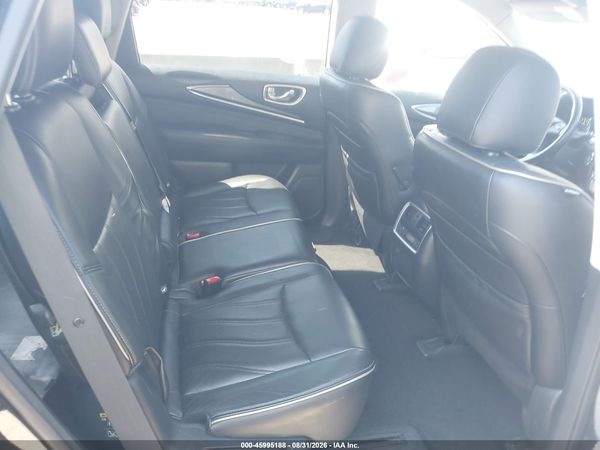 2017 INFINITI QX60 — I8
