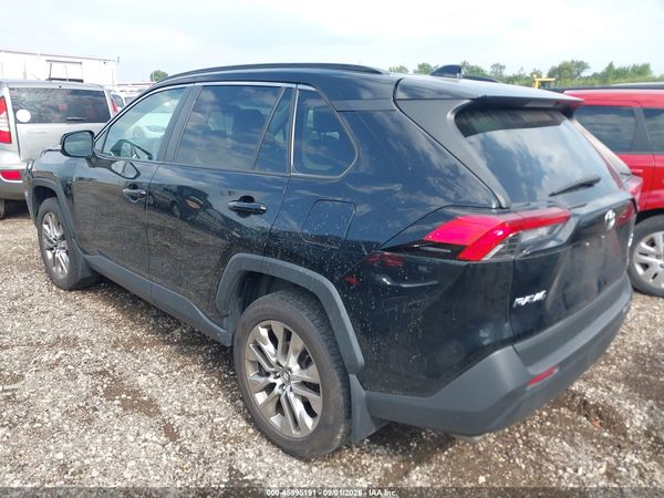 2019 TOYOTA RAV4 XLE PREMIUM — I3