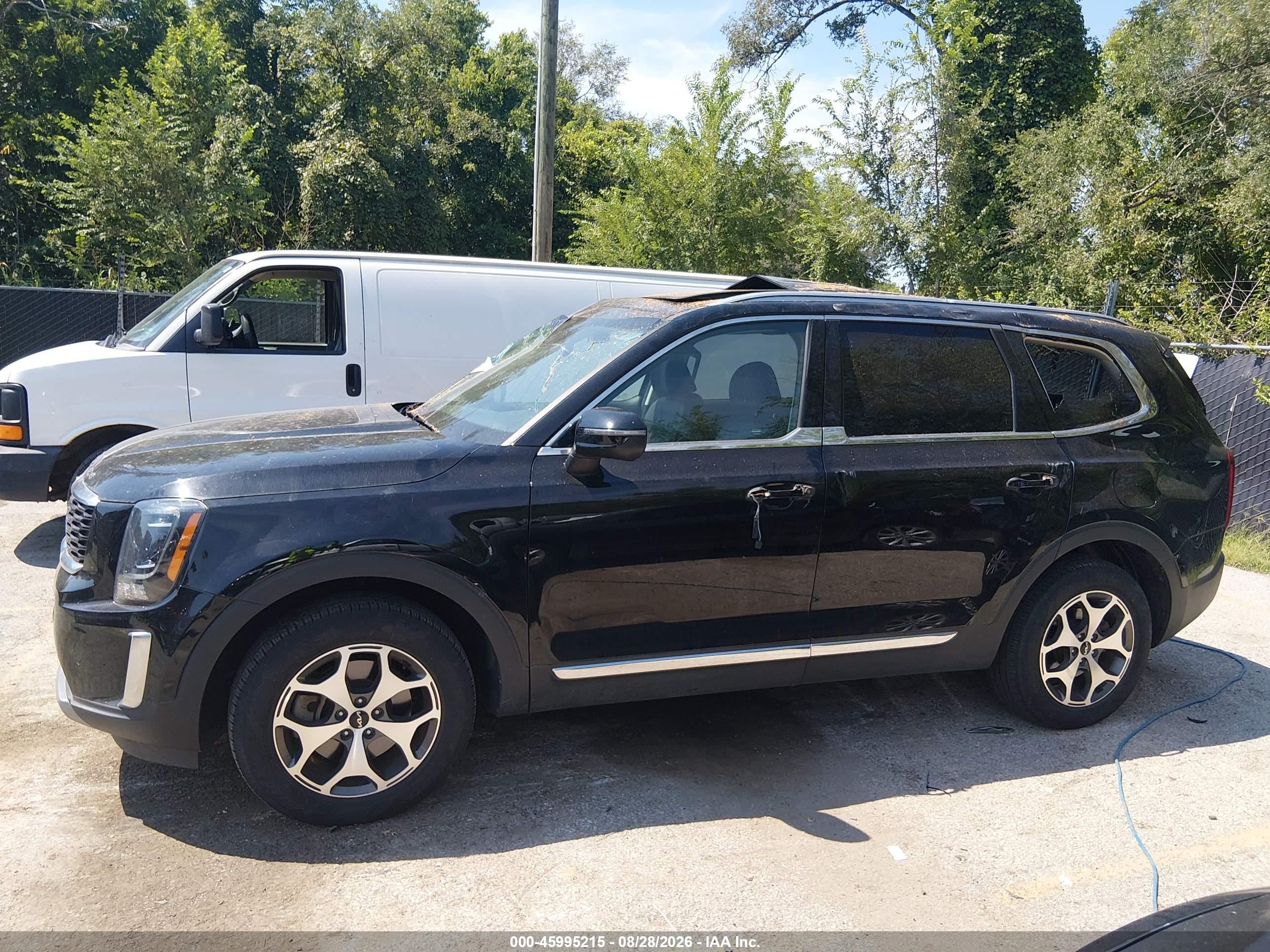 2022 KIA TELLURIDE EX