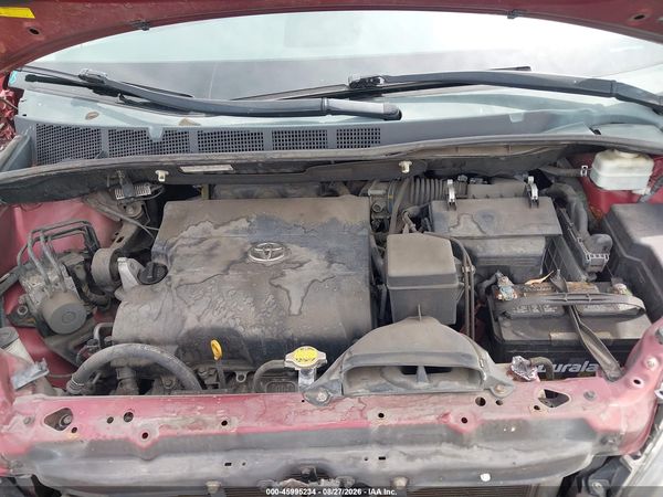 2012 TOYOTA SIENNA LE V6 8 PASSENGER — I10