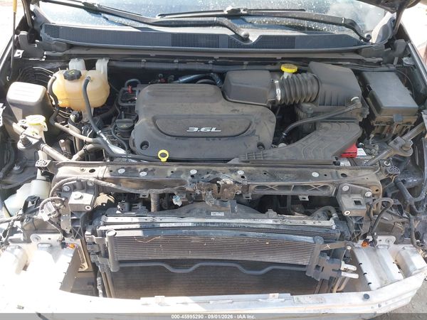 2018 CHRYSLER PACIFICA TOURING L — I10