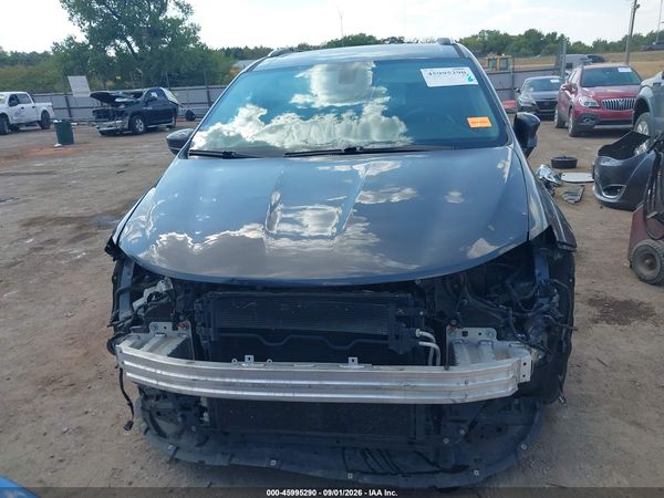 2018 CHRYSLER PACIFICA TOURING L — I115