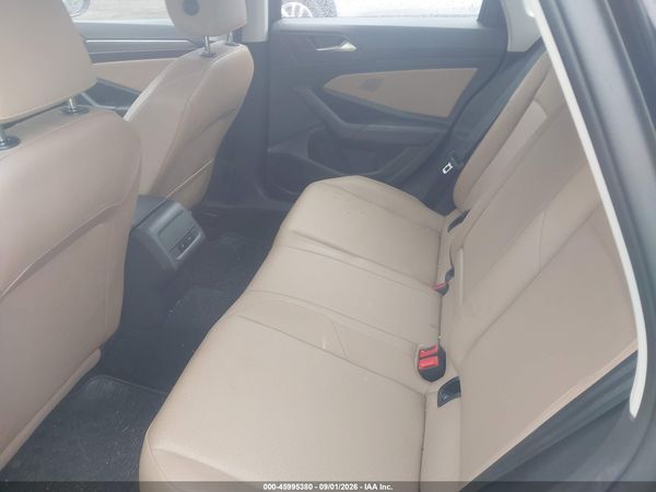 2019 VOLKSWAGEN JETTA 1.4T SEL — I8