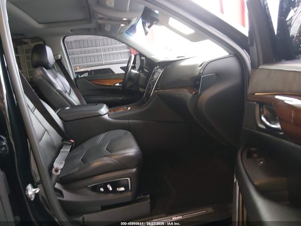 2016 CADILLAC ESCALADE ESV LUXURY COLLECTION