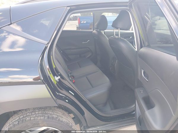 2026 HYUNDAI KONA SEL PREMIUM — I8