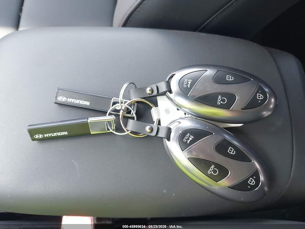 2026 HYUNDAI KONA SEL PREMIUM — I11