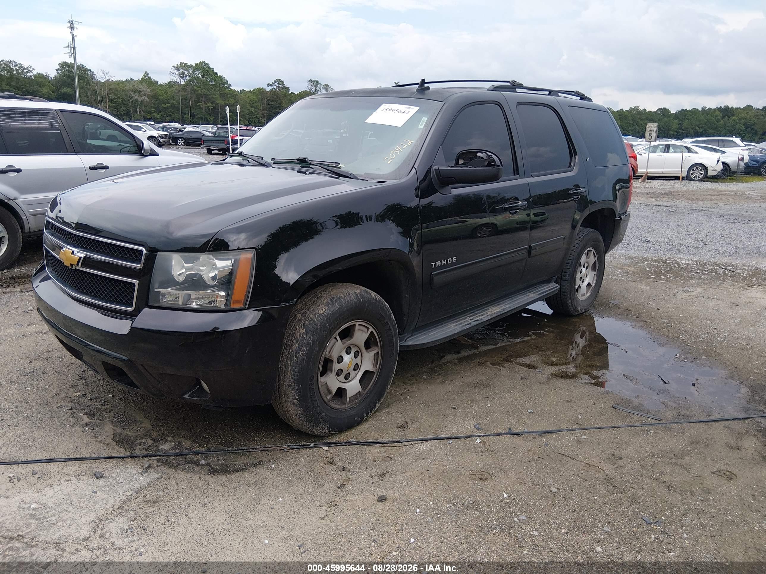 2013 CHEVROLET TAHOE LT — I2