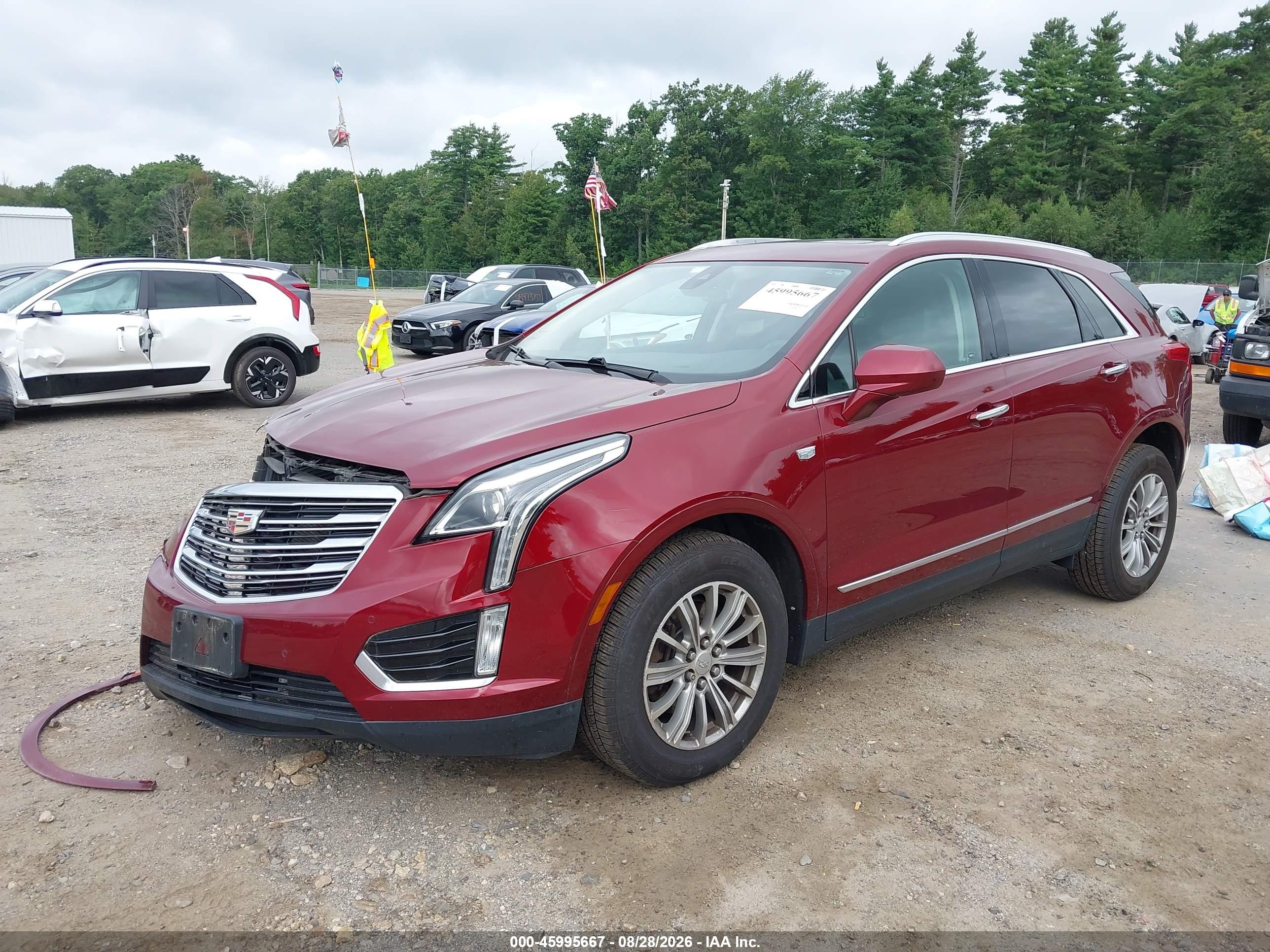 2017 CADILLAC XT5 LUXURY — I2