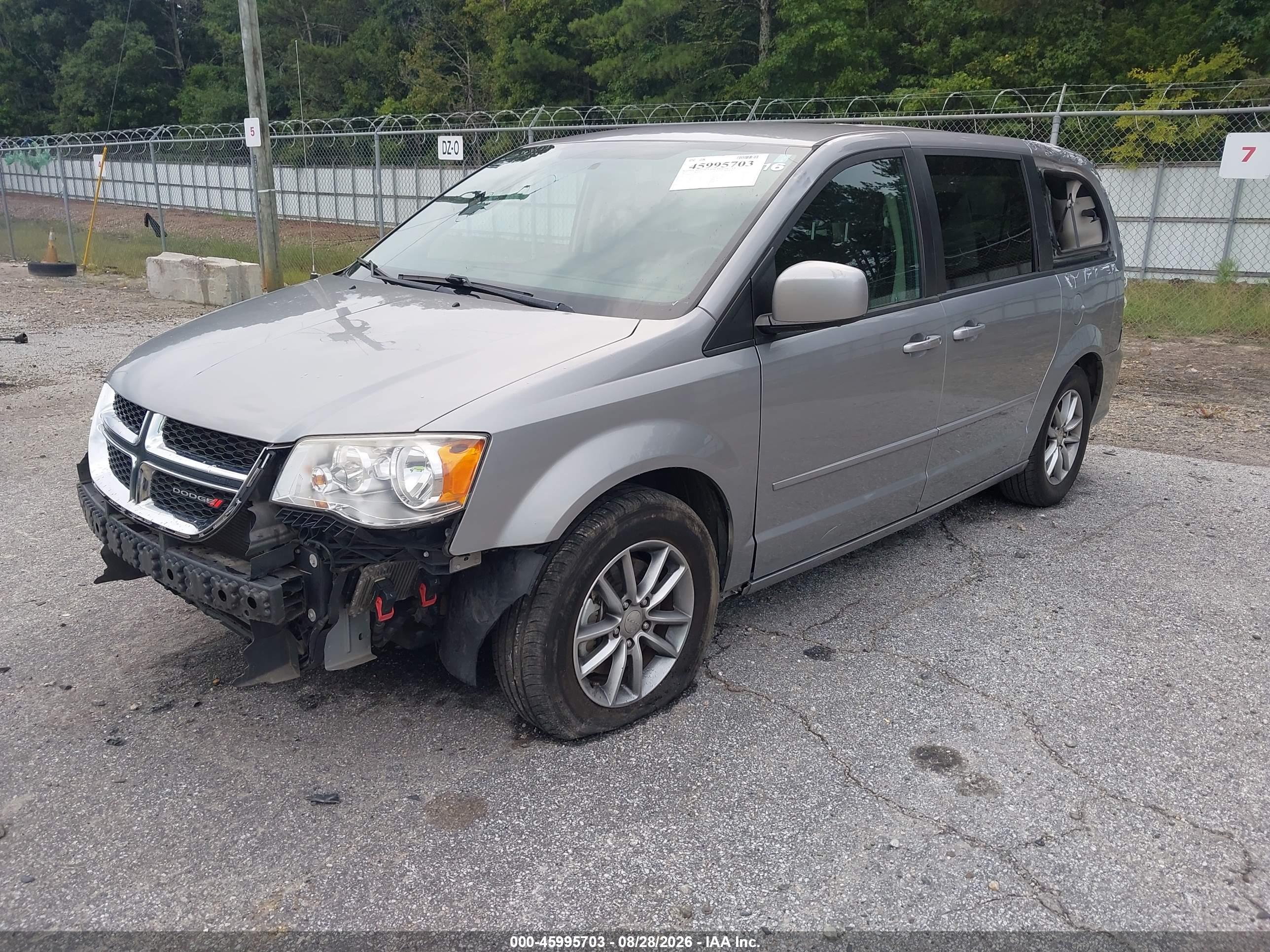 2016 DODGE GRAND CARAVAN SE PLUS — I2