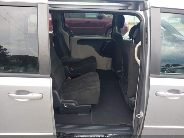 2016 DODGE GRAND CARAVAN SE PLUS — I8