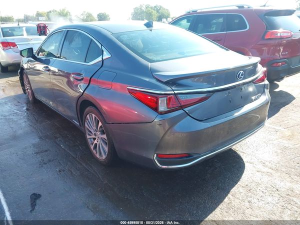 2021 LEXUS ES 300H 300h Premium — I3
